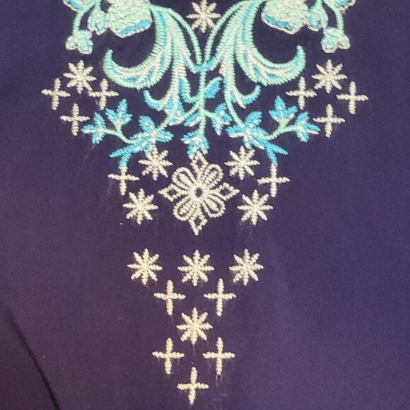 Solitaire Navy Blue Long Sleeve Embroidered Tunic Top XL Rayon Button Roll-Up Sl - Picture 14 of 16